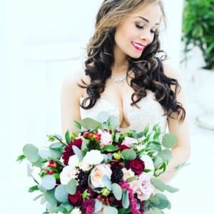 Meet your Posher, Elise